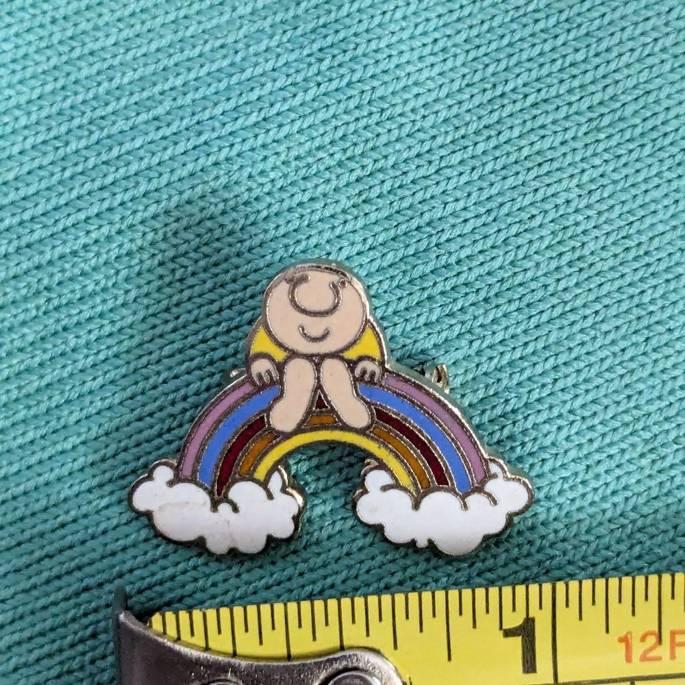 1979 Ziggy Sitting on Rainbow Vintage